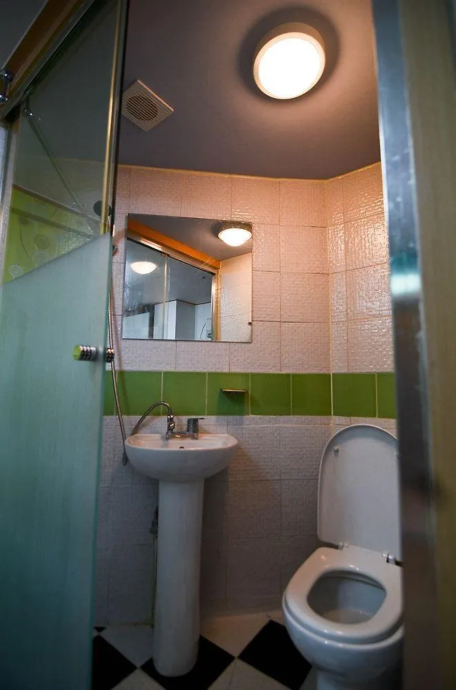 Kimchee Gangnam Guesthouse Seoul